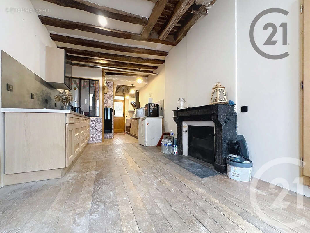 Maison à DONNEMARIE-DONTILLY