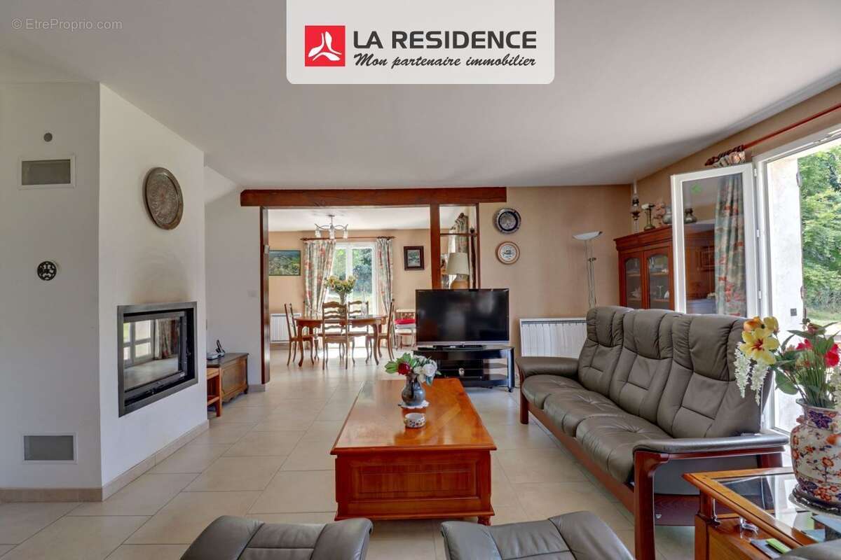 Maison à MONTFORT-L'AMAURY