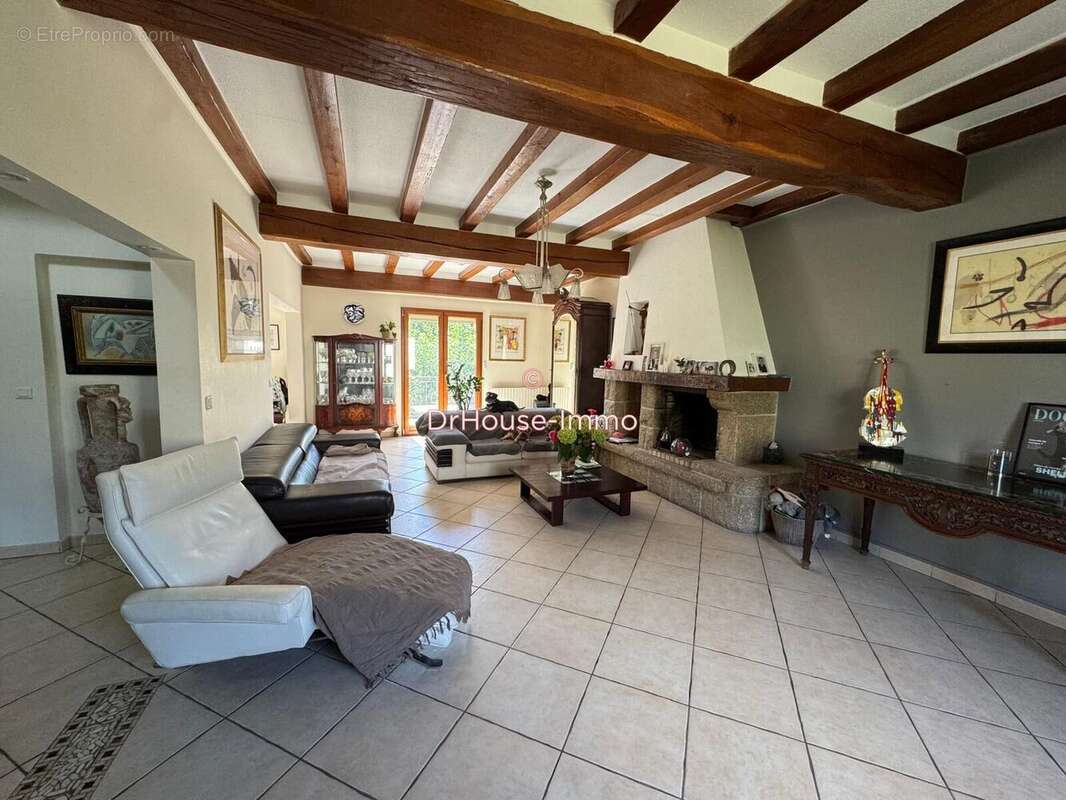 Maison à VAUX-SUR-SEINE