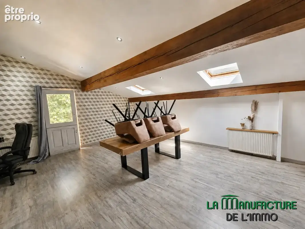 Maison individuelle 164 m2 + piscine, grand garage et terrasse / La Ricamarie / Idéal famille ou artisan - photo 8