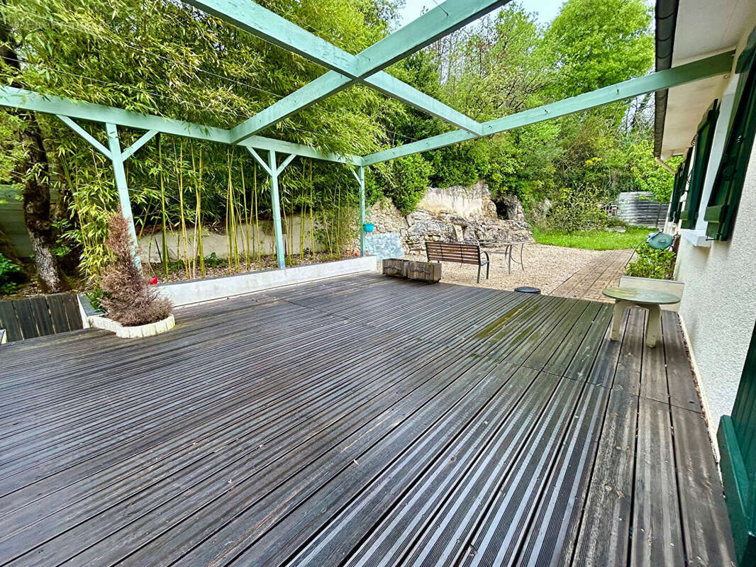 Maison à LAROQUE-DES-ARCS