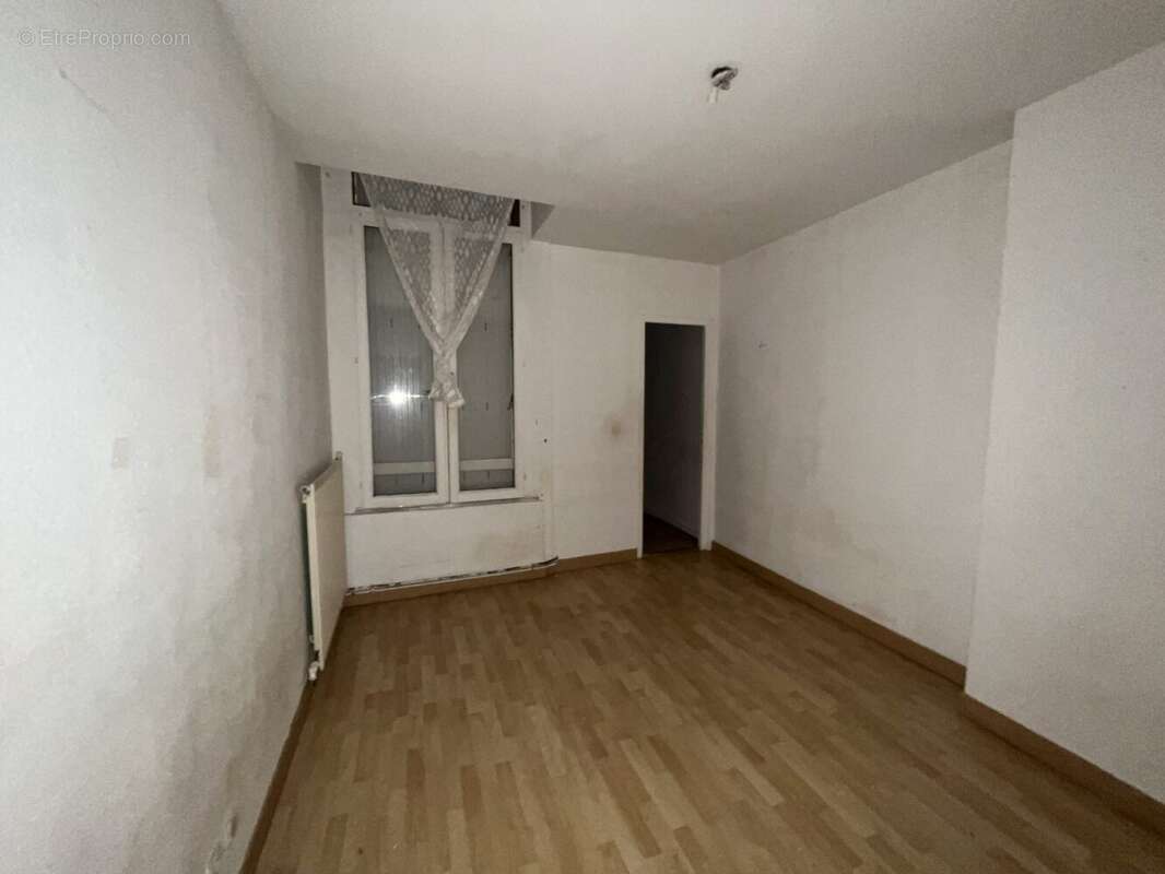 Appartement 470 m² à Saint-Etienne  - photo 5