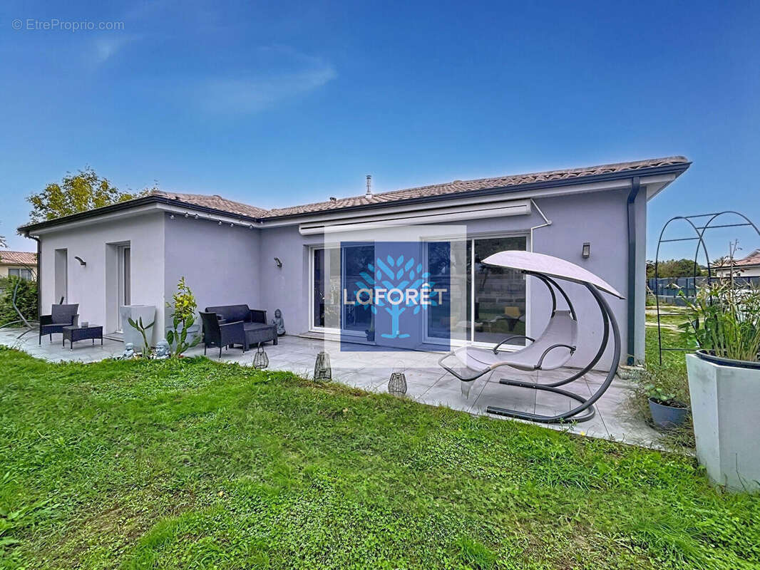 Maison à SAINT-ANDRE-DE-CUBZAC