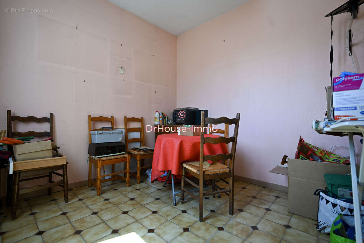 Maison à EZANVILLE