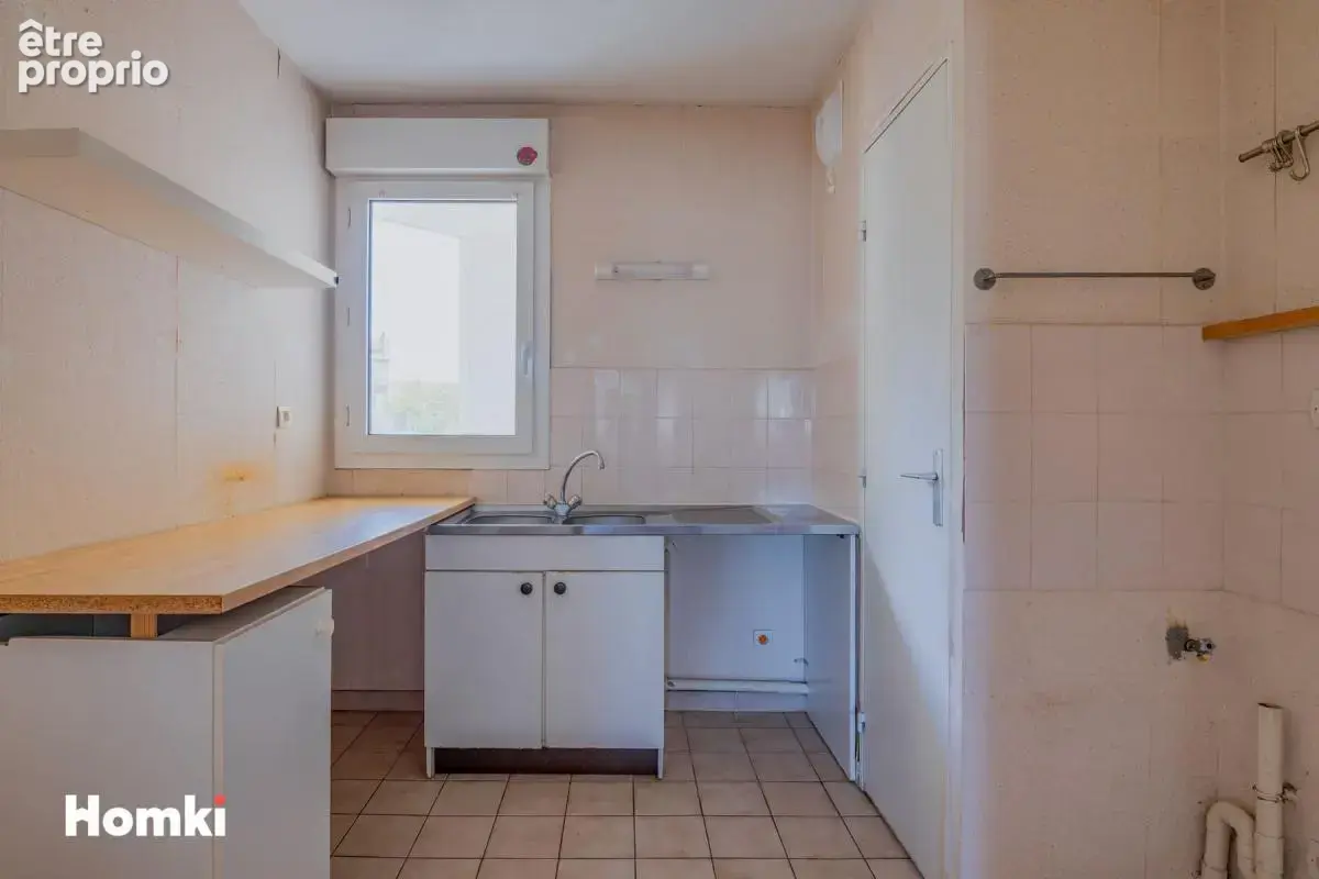 Lyon 3ᵉ – T2 de 48,37 m² avec balcon, garage et cave - Avenue Felix Faure - photo 6