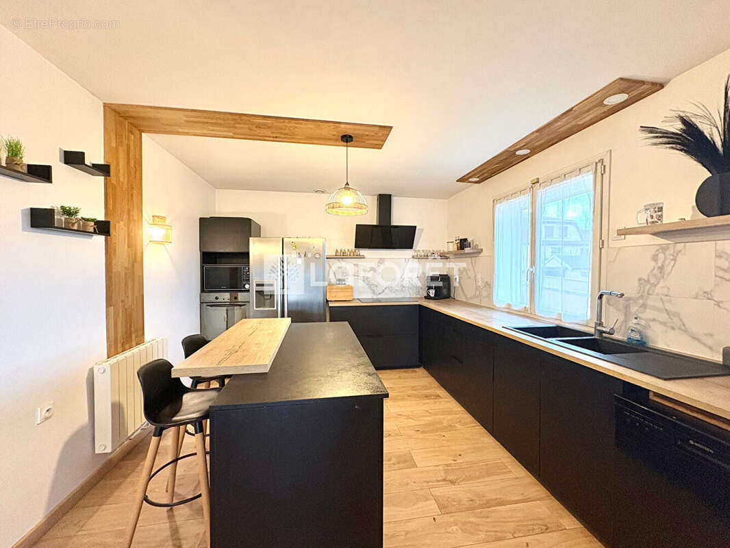Maison à TERNAY