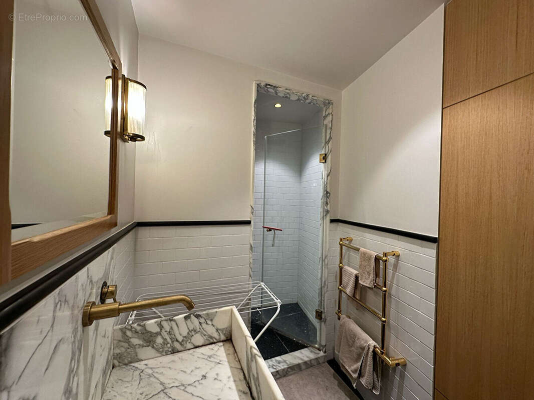 Appartement à PARIS-6E
