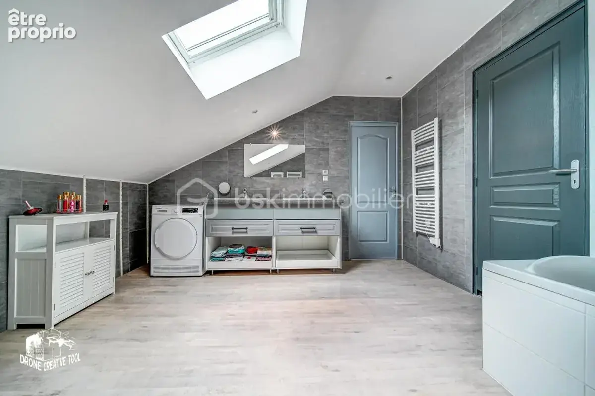 DUPLEX 149m2, 4 chambres, terrasse, garage, place de parking et cave - photo 10