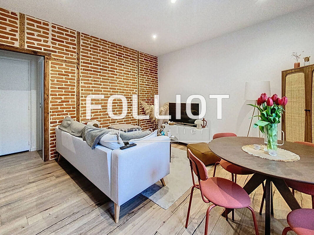 Appartement à FOUGERES