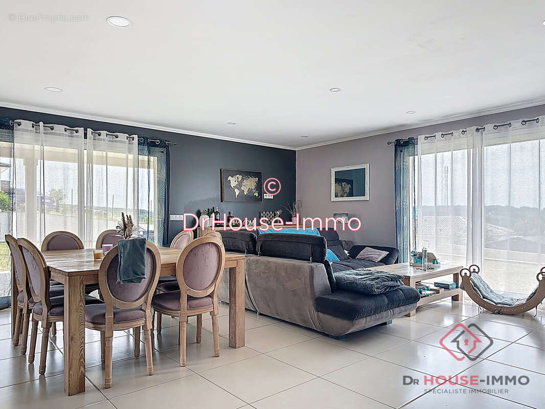 Maison à COULOUNIEIX-CHAMIERS