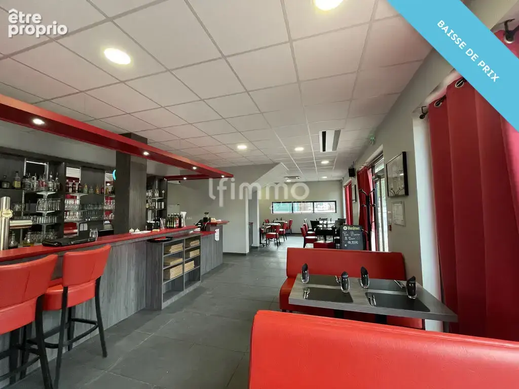 Fond de restaurant en zone d'activité - photo 3