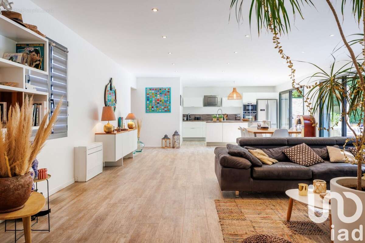 Photo 8 - Maison à SAINT-ZACHARIE