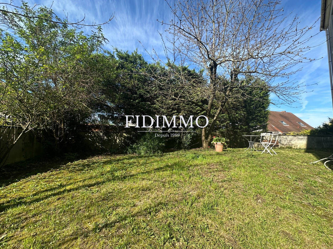 Appartement à CHENNEVIERES-SUR-MARNE