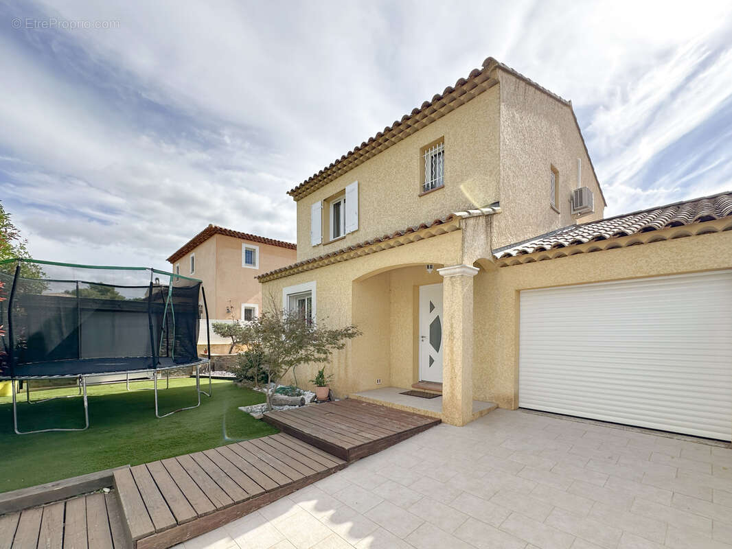 Maison à PIERREFEU-DU-VAR