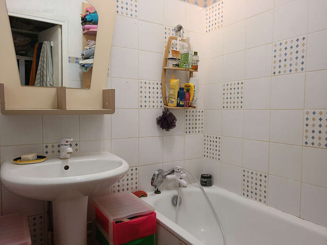 Appartement à FONTENAY-LE-FLEURY