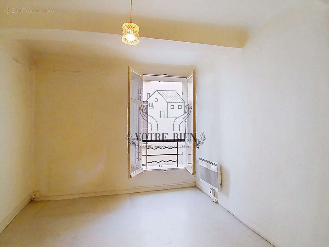 Maison à SAINTE-TULLE