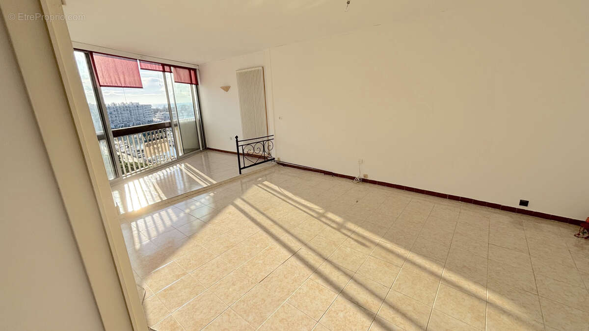 Appartement à CANDILLARGUES