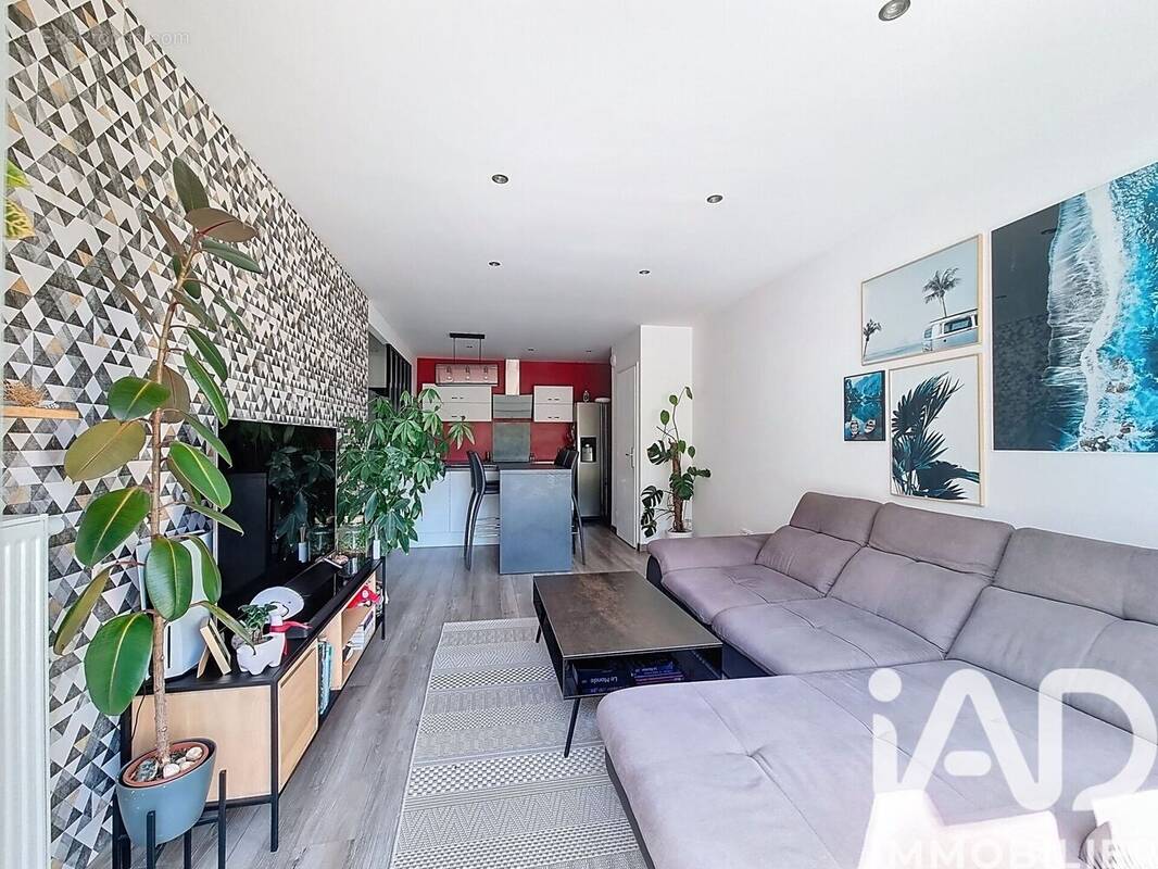 Photo 1 - Appartement à COMBS-LA-VILLE