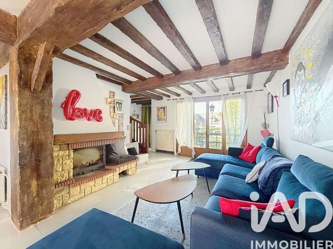 Photo 2 - Maison à LE PLESSIS-TREVISE
