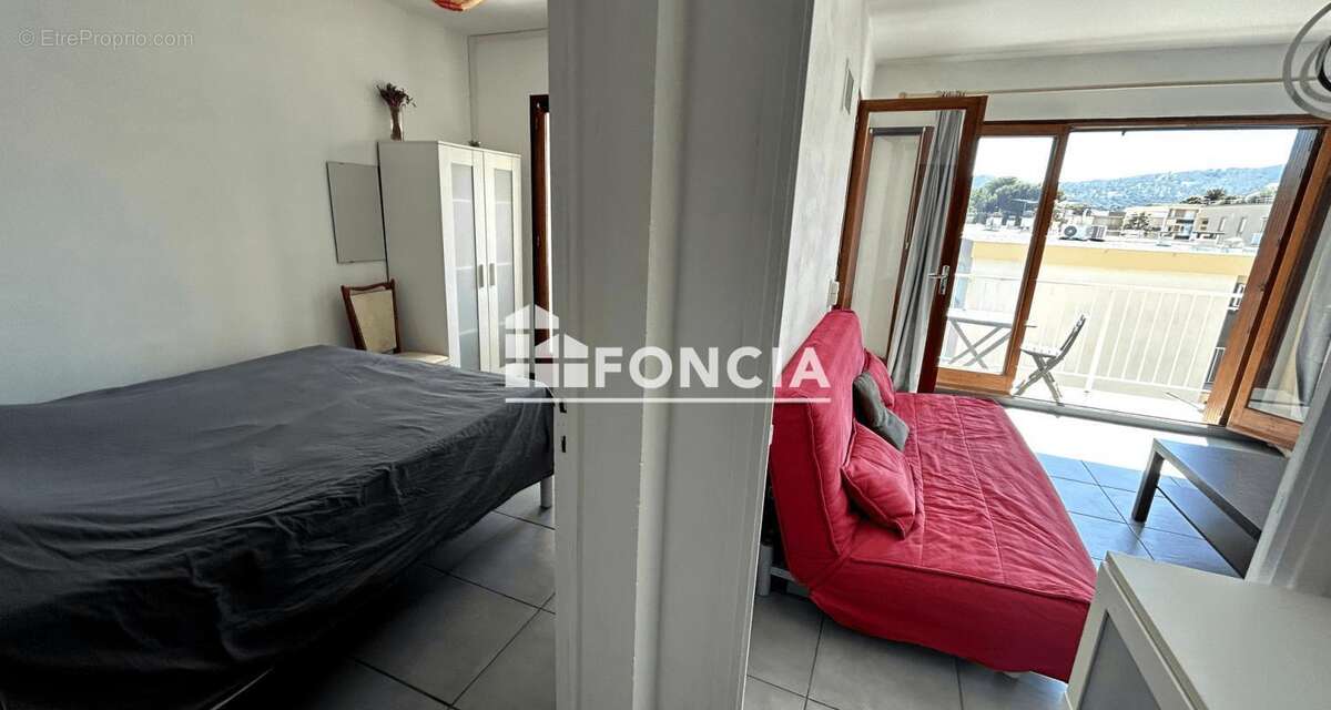 Appartement à BORMES-LES-MIMOSAS