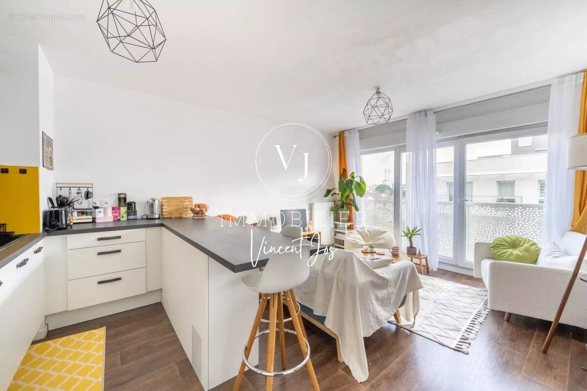 Appartement à CHOISY-LE-ROI