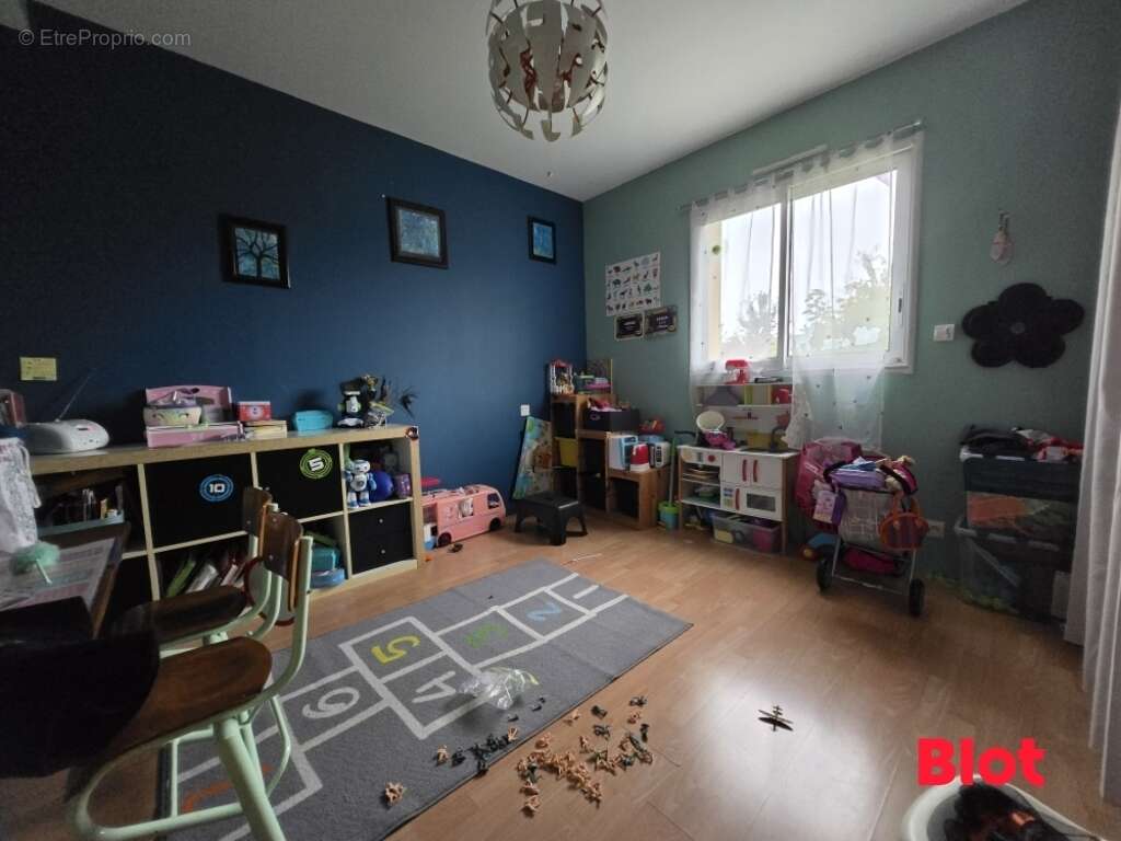 Maison à SAINT-BRICE-EN-COGLES