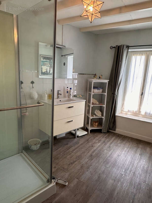 Maison à LA JARRIE-AUDOUIN