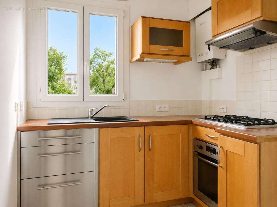 Appartement à CHARENTON-LE-PONT