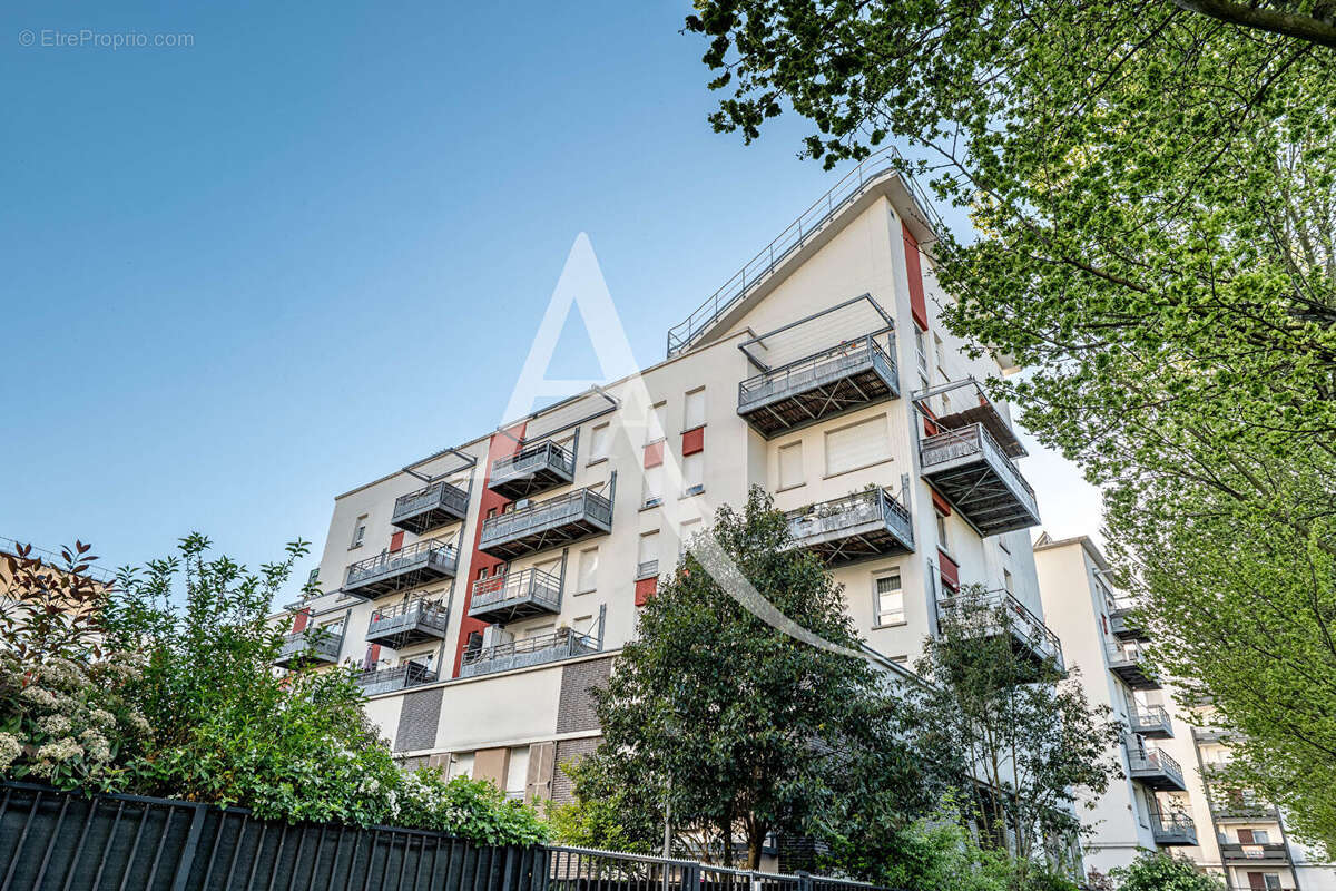 Appartement à LIMEIL-BREVANNES