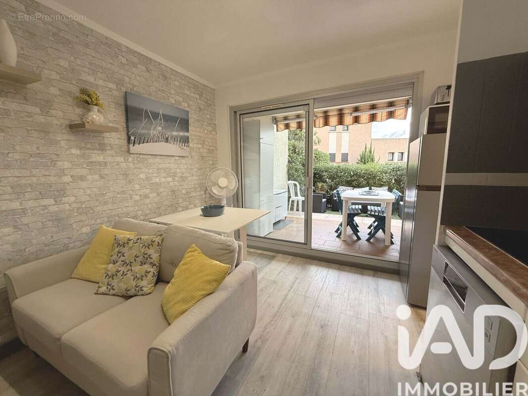 Photo 3 - Appartement à ROQUEBRUNE-SUR-ARGENS