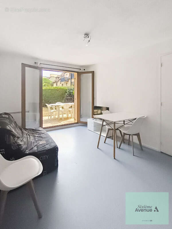Appartement à OUISTREHAM