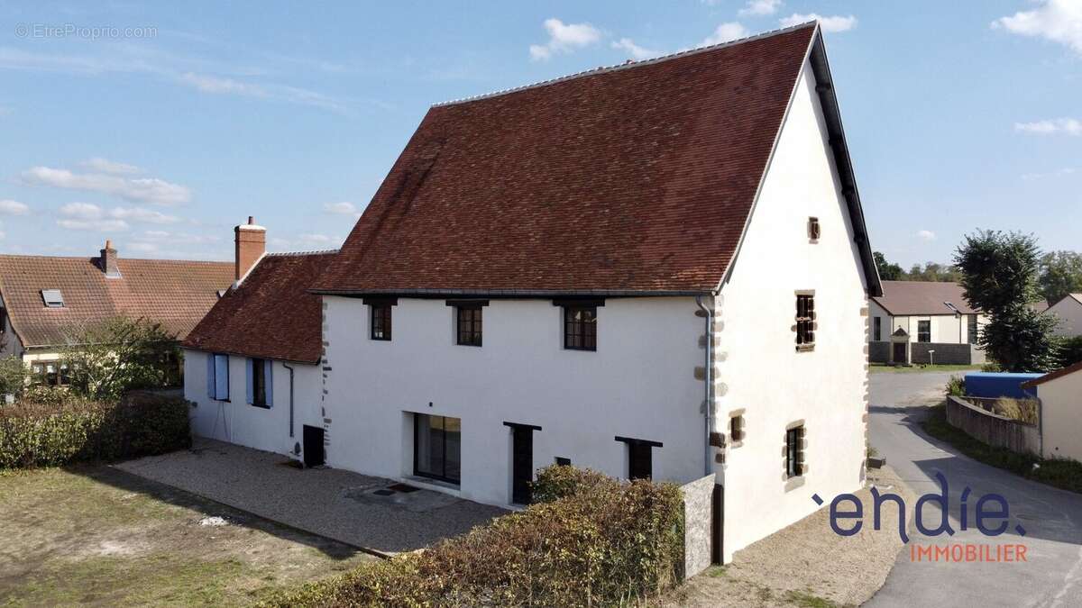 Maison à BRESSOLLES