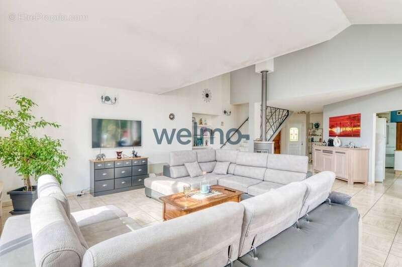 Maison à BEAUREPAIRE