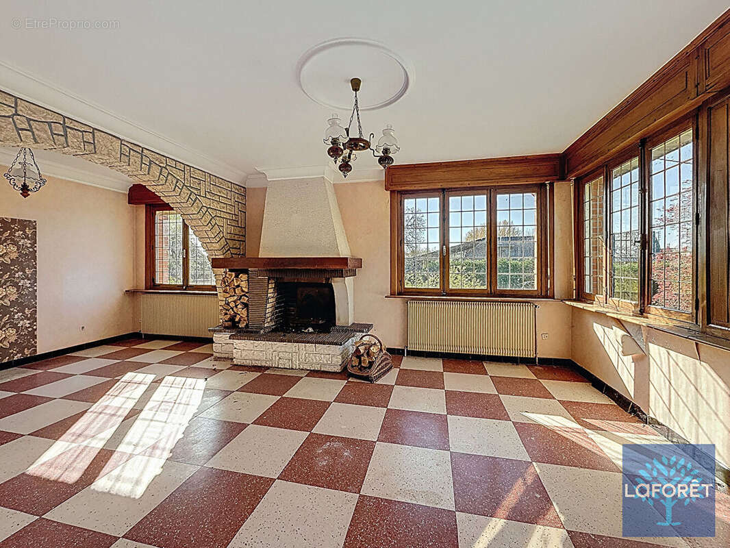 Maison de maître avec terrain constructible Saint-Amand-Les-Eaux - photo 2