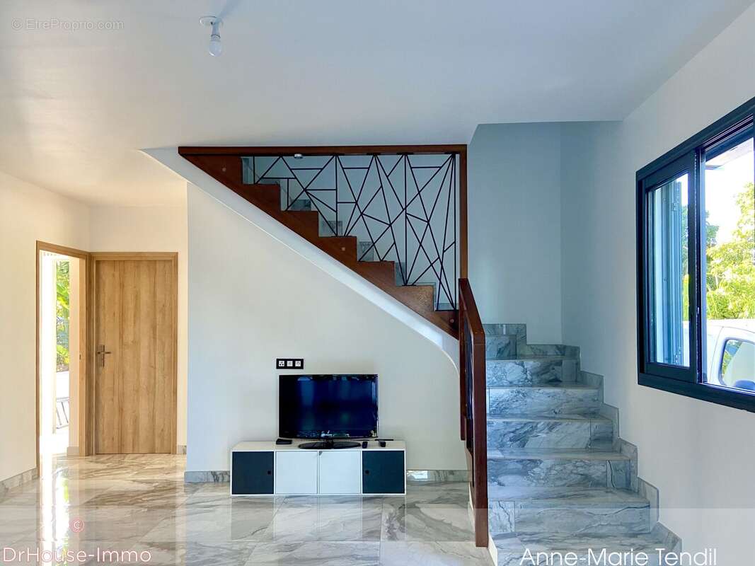 Maison à L&#039;ETANG-SALE