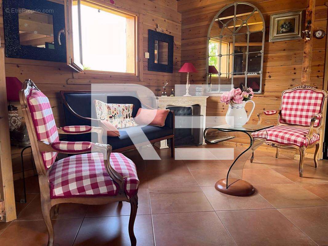 Maison à SAINT-SAUVEUR-CAMPRIEU