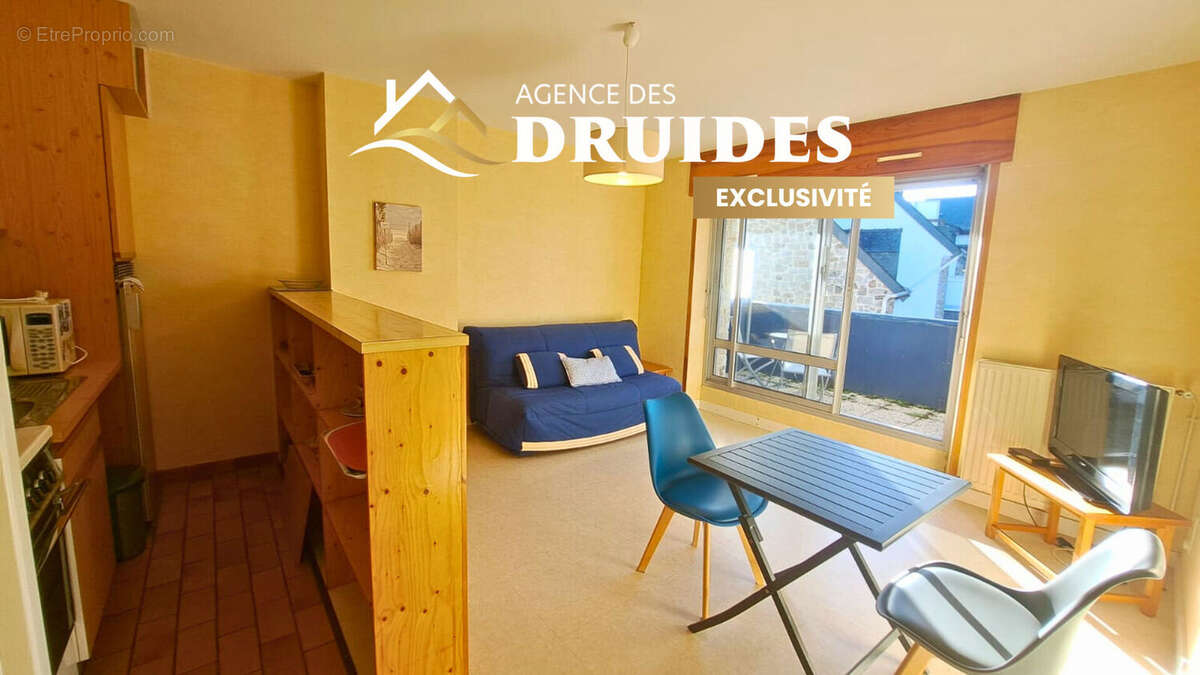 Carnac Plage T2 lumineux avec balcon vue salines - place de parking, à deux pas des plages - photo 2