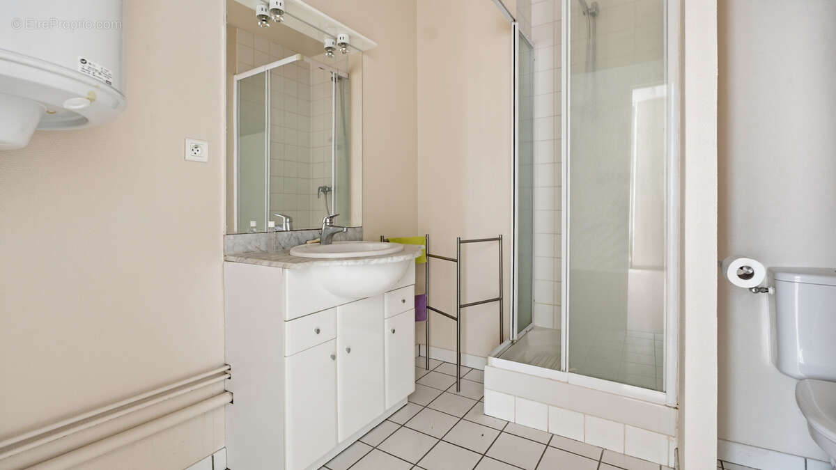 Exclusivité - hypercentre - t2 - 44,63m2 - balcon - photo 7