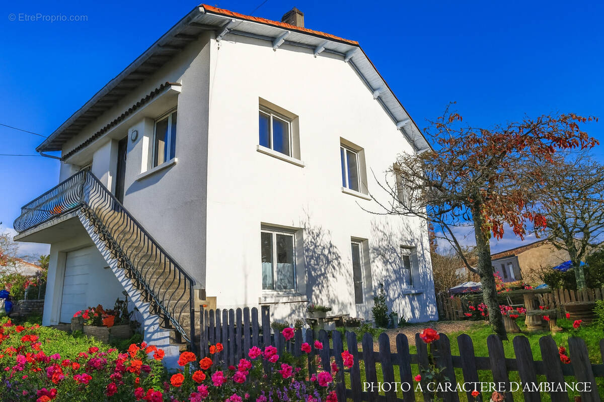 Maison à SAINT-GEORGES-DE-DIDONNE