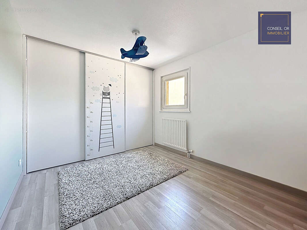 Maison 4 pièces 78m2 - Saint-Genis-Laval - photo 11