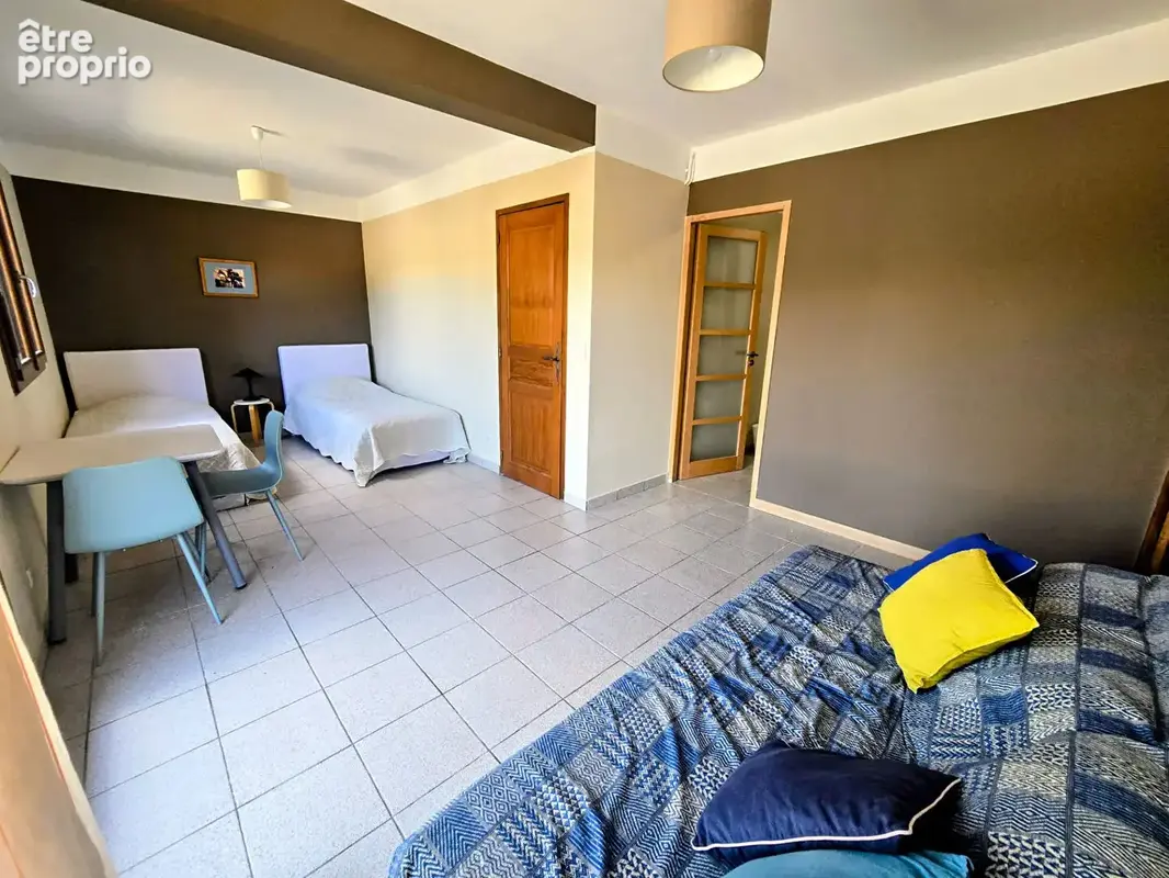 Maison spacieuse avec jardin - photo 10