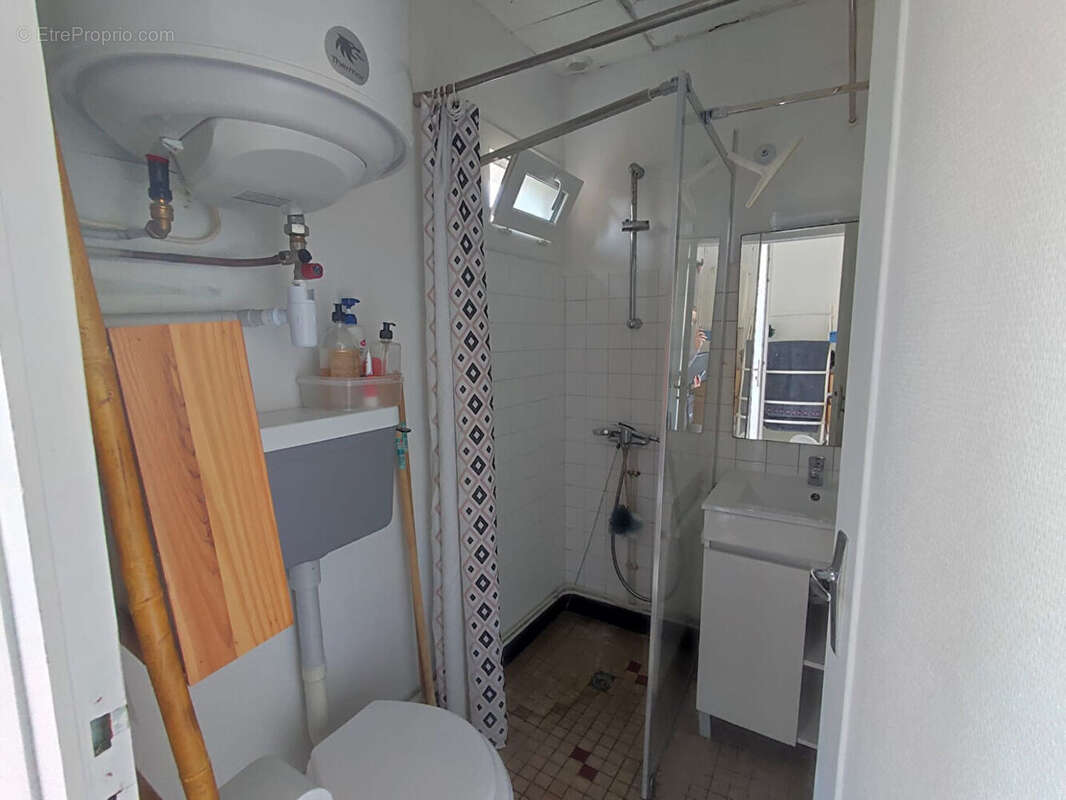 Maison à MONTREVAULT