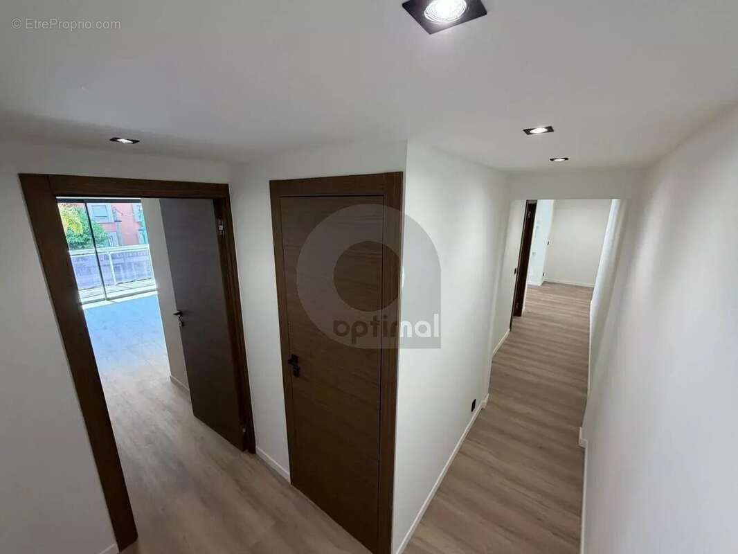 Appartement 75 m² à Menton  - photo 9