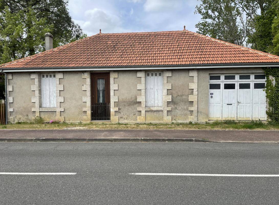 Maison à BRAUD-ET-SAINT-LOUIS