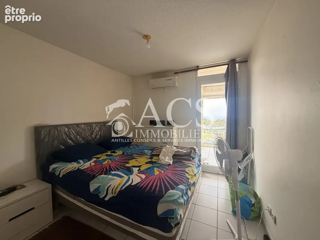 Appartement de type F2 - Résidence sécurisée avec ascenseur - Ravine Vilaine - FORT-DE-FRANCE - photo 4