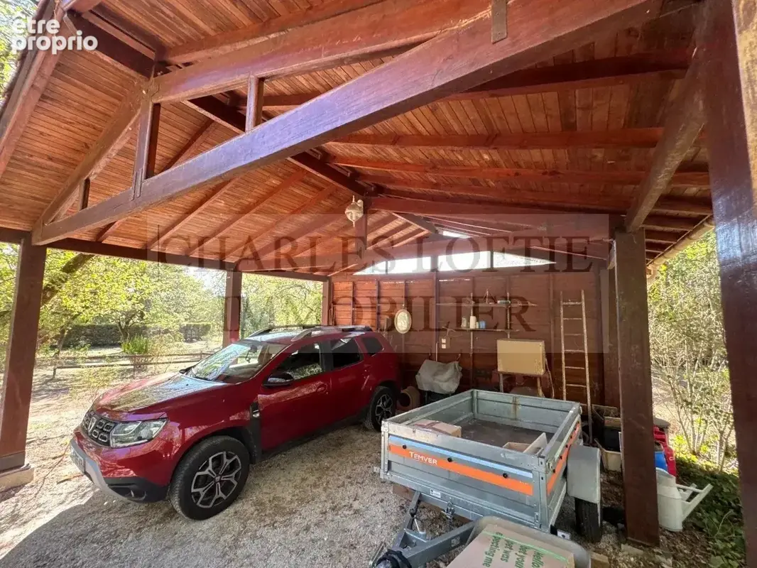 Jolie maison de plain-pied et garage sur un terrain de 2 820 m² - photo 19