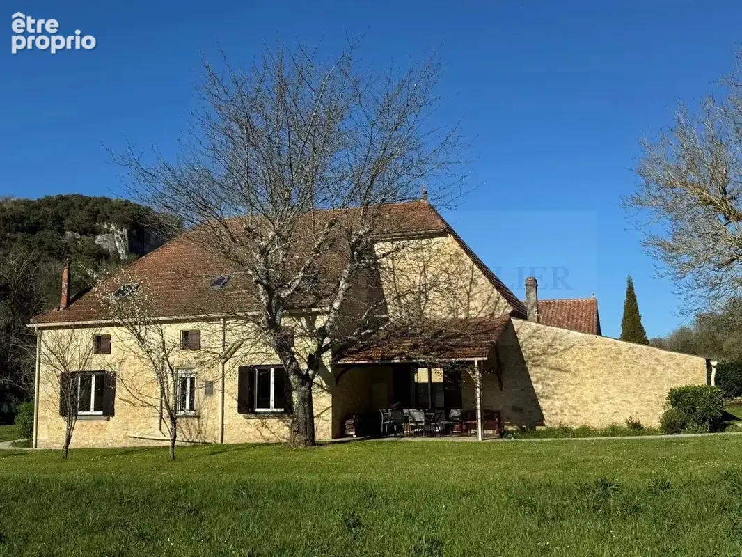 Maison à MONTCABRIER
