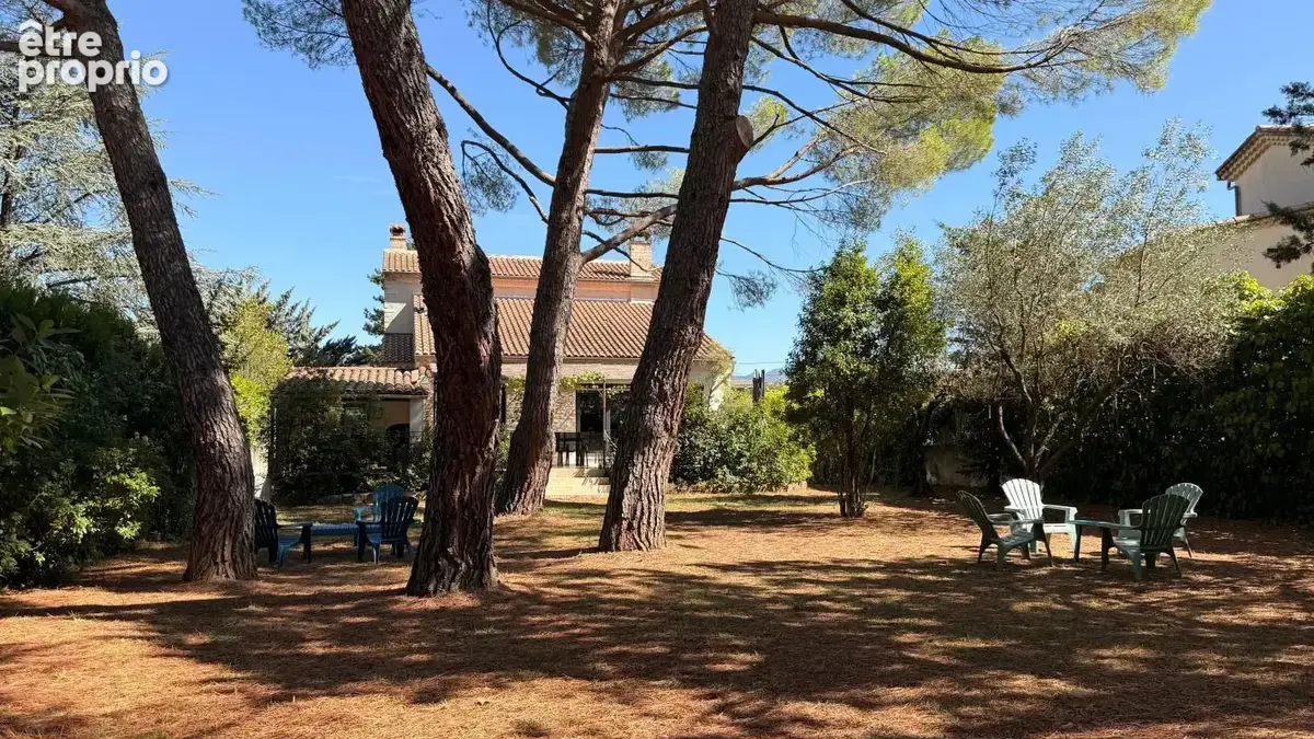Maison à VAISON-LA-ROMAINE