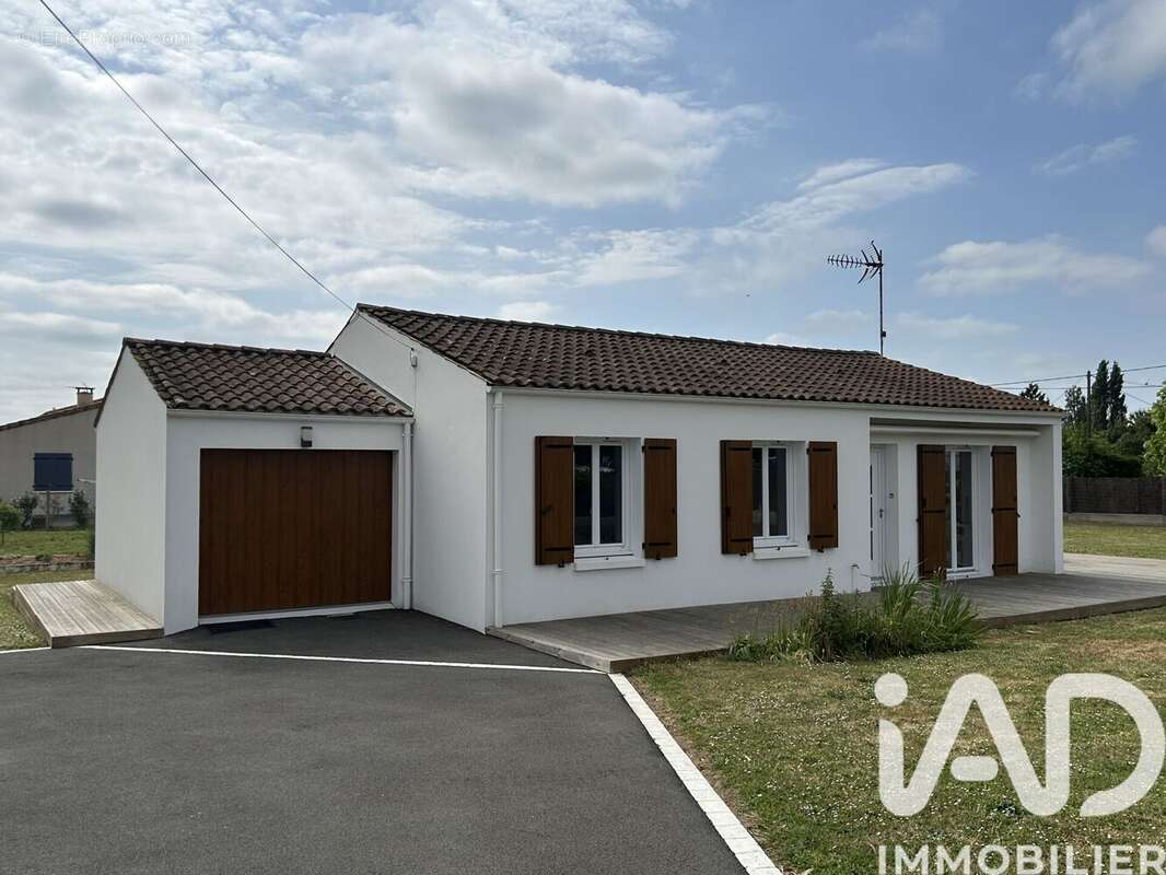 Photo 2 - Maison à LE GUA