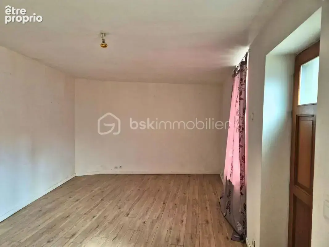 Maison 51m² Centre-ville de Oisemont – 45 000 € FAI, à fort potentiel de valorisation et rendement - photo 4